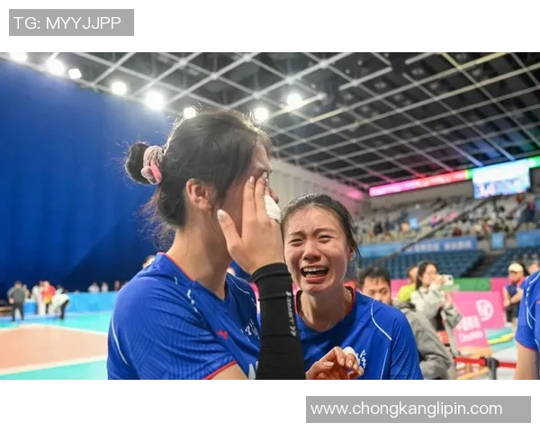 精彩对决女排直播江苏队挑战浙江队全力争胜不容错过